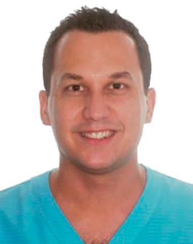 Dr. Carlos Ibañez MCO Formación