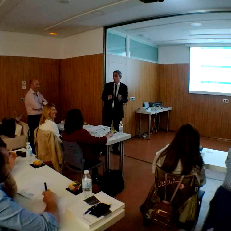 Doctor Carlos Bonilla Mejías MCO Formación